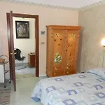 Marta Guest house